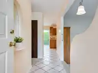 8064 IVY COURT - thumbnail 3