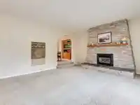 8064 IVY COURT - thumbnail 6