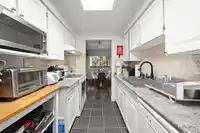216 CAMBRIDGE WAY - thumbnail 15