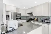 4652 55A STREET - thumbnail 12