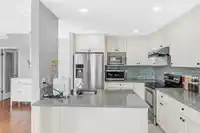 4652 55A STREET - thumbnail 14