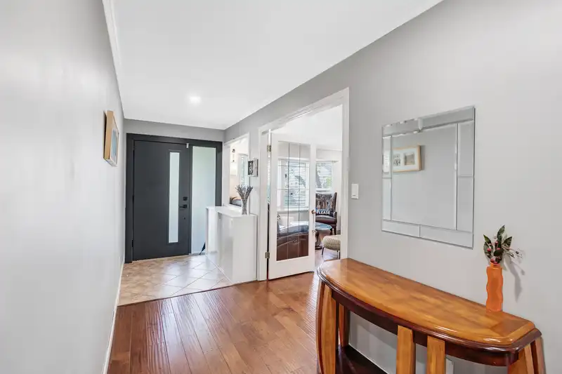 4652 55A STREET - photo 4 of 36