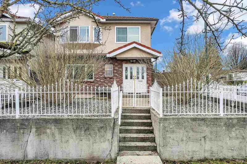 2808 HORLEY STREET - photo 1 of 40