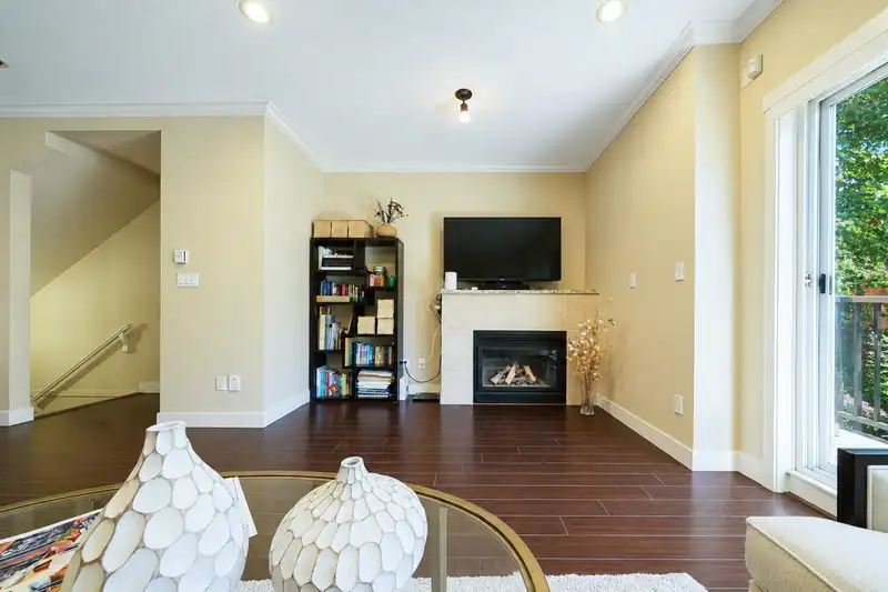29 7051 ASH STREET - photo 3 of 37