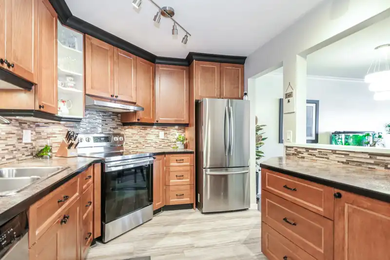 312 5759 GLOVER ROAD - photo 1 of 12
