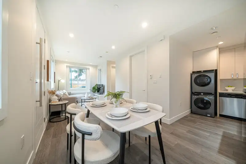 7261 E SHERBROOKE STREET - photo 3 of 24