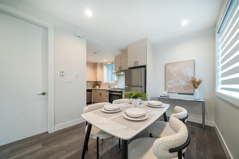 7261 E SHERBROOKE STREET - photo 4 of 24
