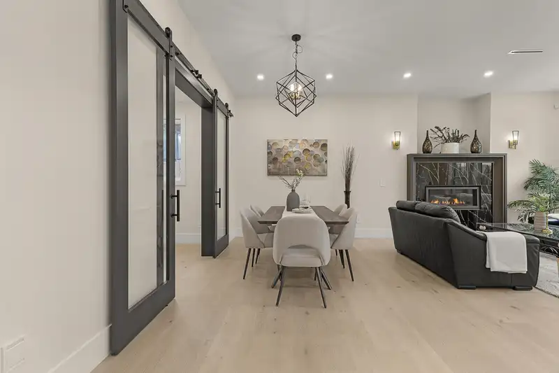 841 RONDEAU STREET - photo 4 of 40