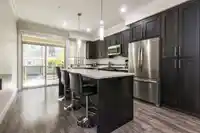 10 19913 70 AVENUE - thumbnail 2