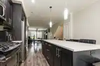 10 19913 70 AVENUE - thumbnail 3
