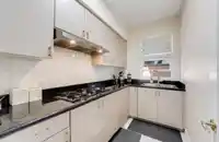 10320 SCOTSDALE AVENUE - thumbnail 9