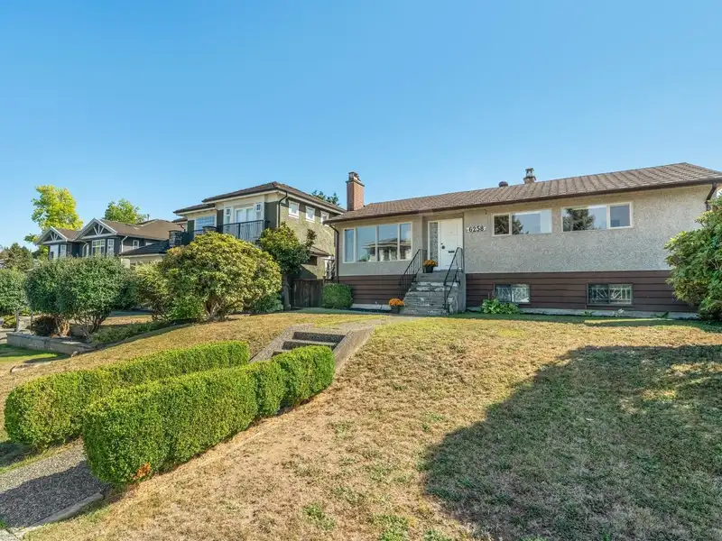 6258 BERWICK STREET - photo 3 of 22