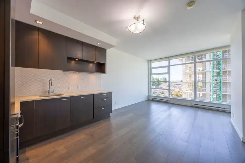 703 2550 SPRUCE STREET - photo 4 of 28