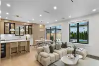 2 165 E 45TH AVENUE - thumbnail 3