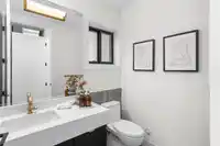 2 165 E 45TH AVENUE - thumbnail 8