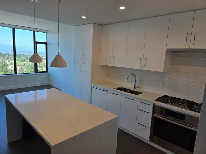 2001 1588 JOHNSTON ROAD - photo 1 of 6