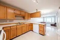 69 3054 TRAFALGAR STREET - thumbnail 13