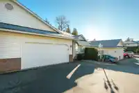 69 3054 TRAFALGAR STREET - thumbnail 3