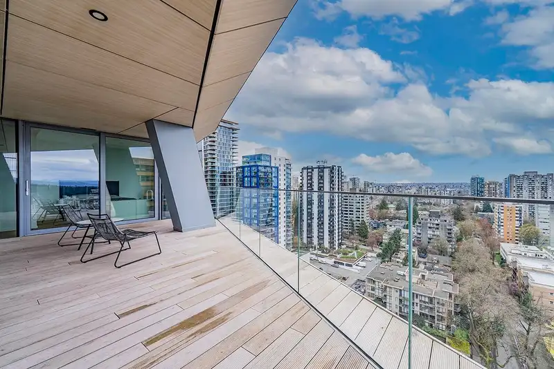 1901 1568 ALBERNI STREET - photo 1 of 28