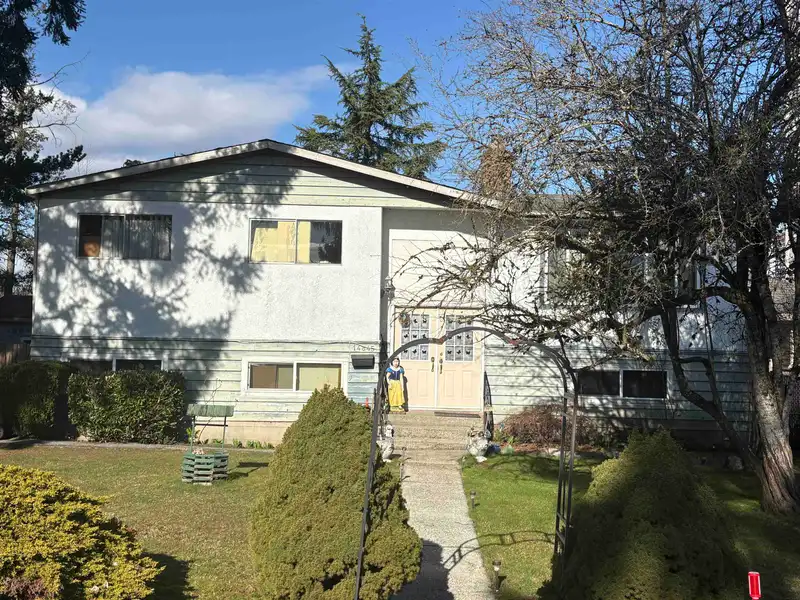 14845 103 AVENUE - photo 2 of 29