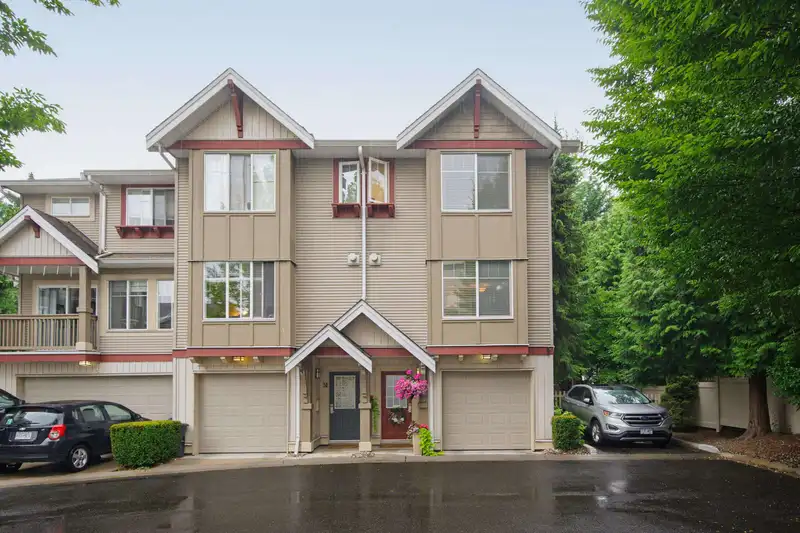 52 6651 203 STREET - photo 2 of 40
