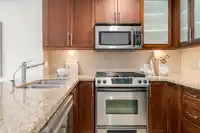 4 307 E 15TH STREET - thumbnail 12