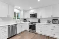 5 2382 PARKWAY BOULEVARD - thumbnail 12