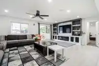 8736 140A STREET - thumbnail 7