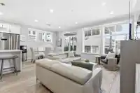 20 7138 210 STREET - thumbnail 2