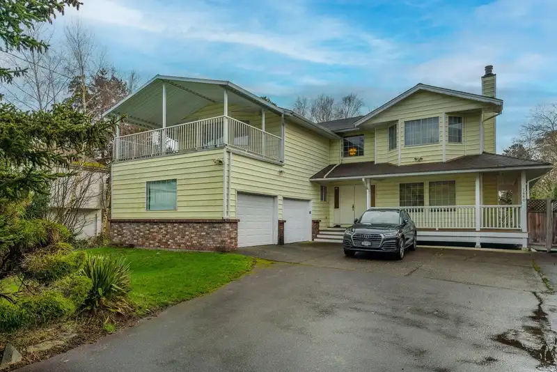 7660 BRIDGE STREET - photo 1 of 26