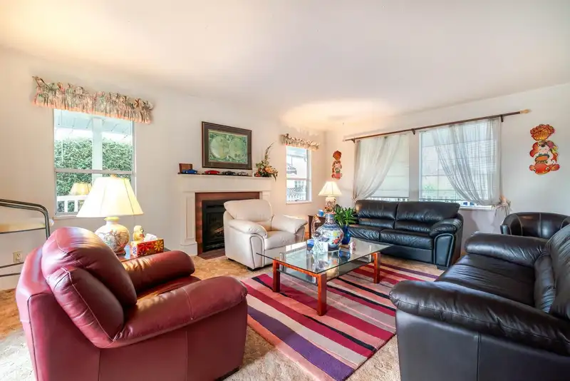 7660 BRIDGE STREET - photo 4 of 26