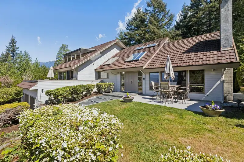 8570 ANSELL PLACE - photo 4 of 40