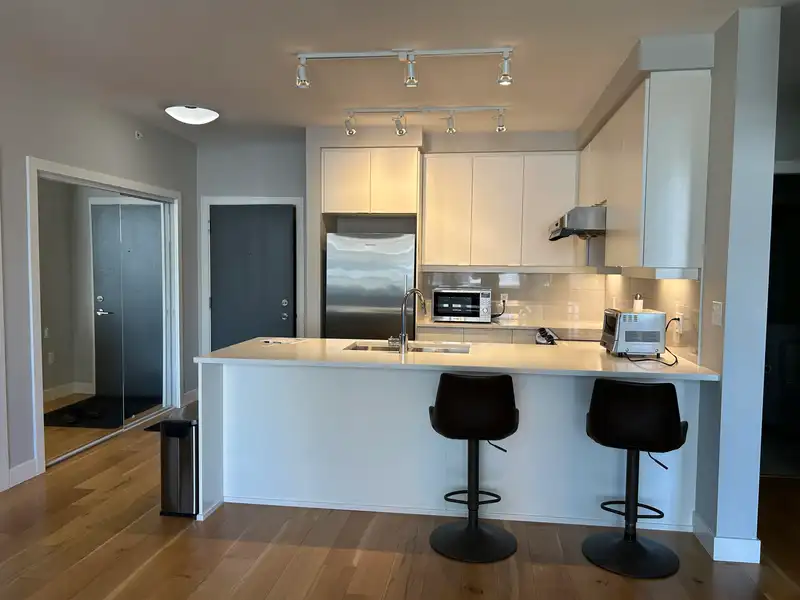 518 9393 TOWER ROAD - photo 2 of 17