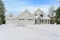 4689 238 STREET - thumbnail 1