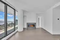 2304 1588 JOHNSTON ROAD - thumbnail 8