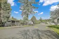 77 8220 KING GEORGE BOULEVARD - thumbnail 26
