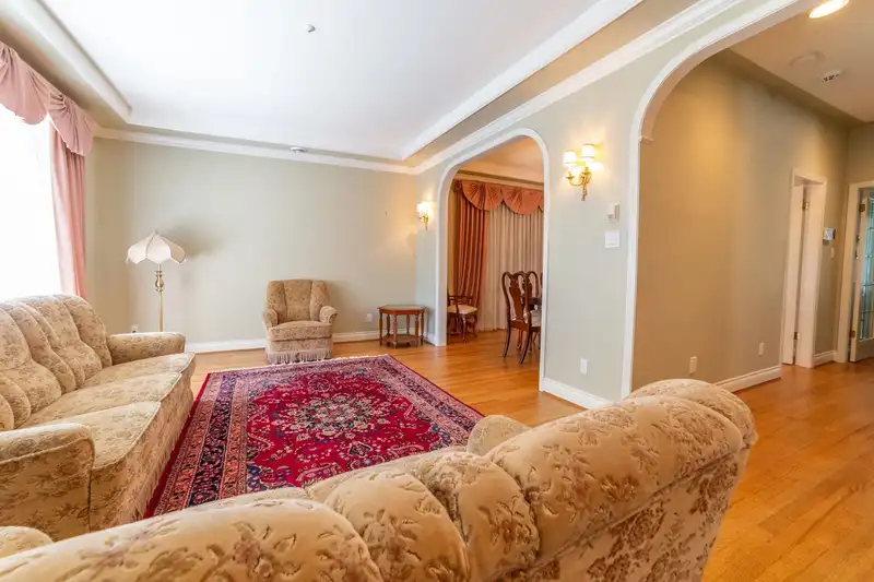 2849 W 35TH AVENUE - photo 4 of 36