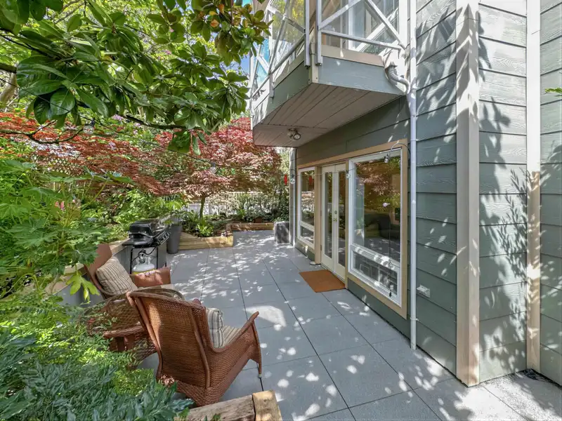 103 2252 W 5TH AVENUE - photo 1 of 13