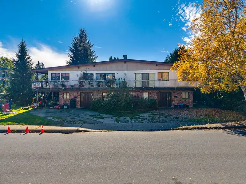 780-782 CATHERINE AVENUE - photo 2 of 27