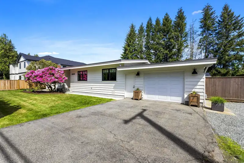 24633 56 AVENUE - photo 1 of 2