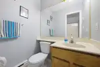 557 E 44TH AVENUE - thumbnail 13