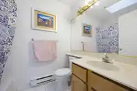 557 E 44TH AVENUE - thumbnail 21
