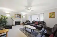 557 E 44TH AVENUE - thumbnail 4