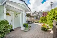 1015 ST. ANDREWS AVENUE - thumbnail 3