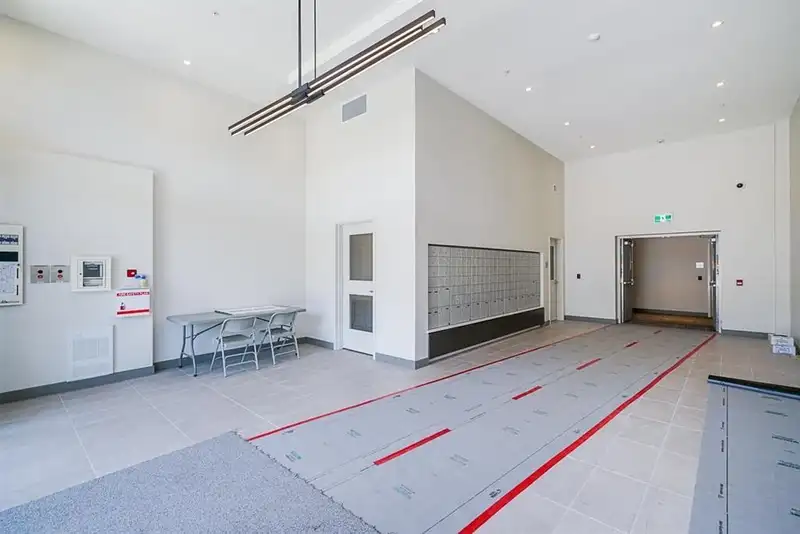 205 20673 78 AVENUE - photo 3 of 33