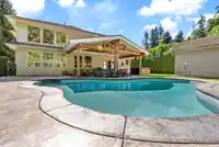 9855 182 STREET - thumbnail 38
