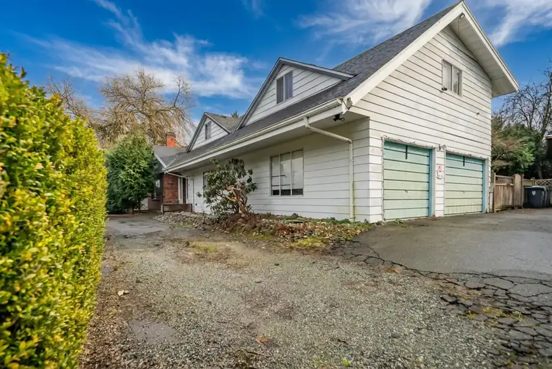 3001 266B STREET - photo 2 of 38