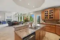 10240 ROLLEY CRESCENT - thumbnail 5
