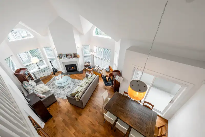 303 12088 66 AVENUE - photo 4 of 38