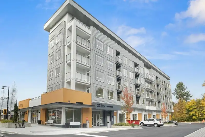 503 27215 ALDERGROVE TOWN CENTRE DRIVE - photo 1 of 30